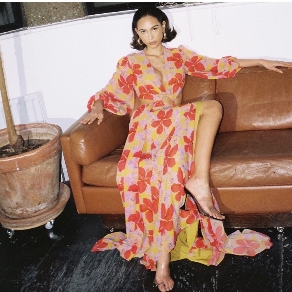YAURA Faramade Dress Long Sleeve Cut Out Hibiscus